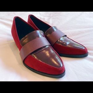 OLD NAVY Burgundy Pointed Toe Loafers